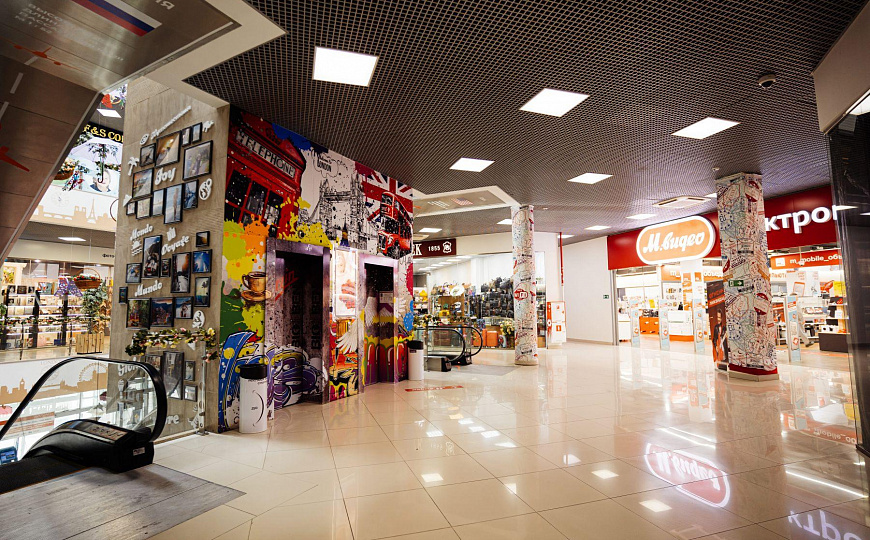 Сдам торговое помещение, 98 м², ТЦ Атлас фото