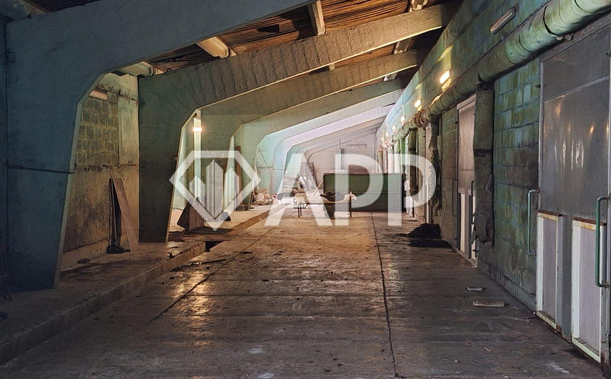 Продам производственное помещение, 2 700 м² фото