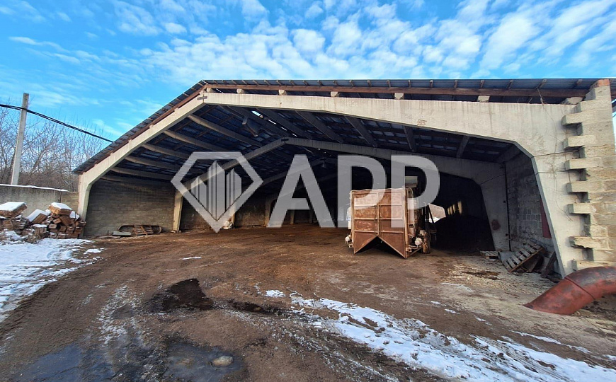 Продам производственное помещение, 2 700 м² фото