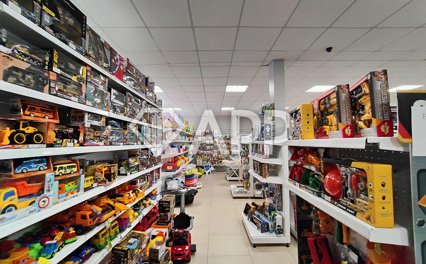 Сдам торговое помещение, 392,7 м² фото