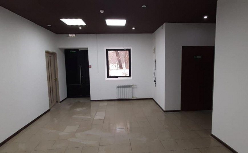 Продается 1/2 доли торгового комплекса  , 107,1 м² фото