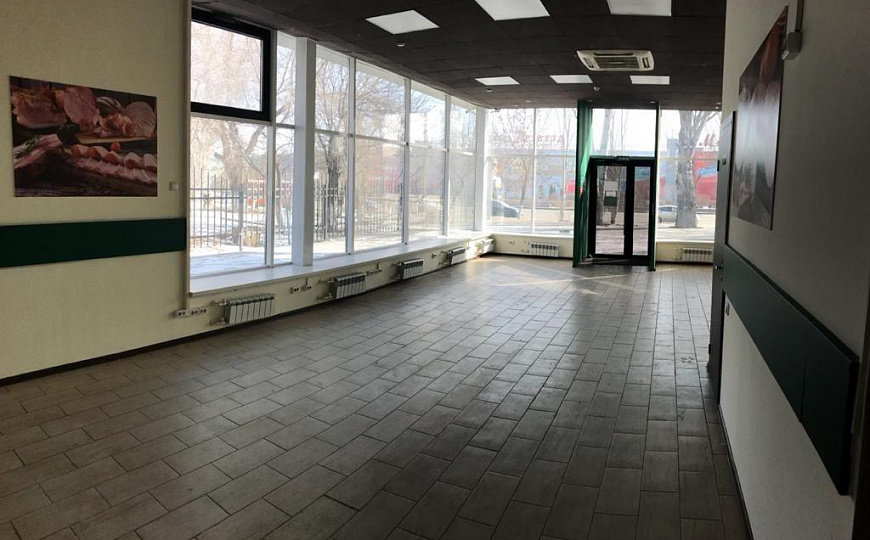 Продается 1/2 доли торгового комплекса  , 107,1 м² фото