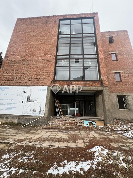 Сдам помещение свободного назначения, 1 200 м² фото