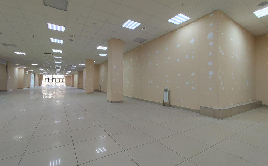 Сдам помещение в торговом центре, 924 м² фото