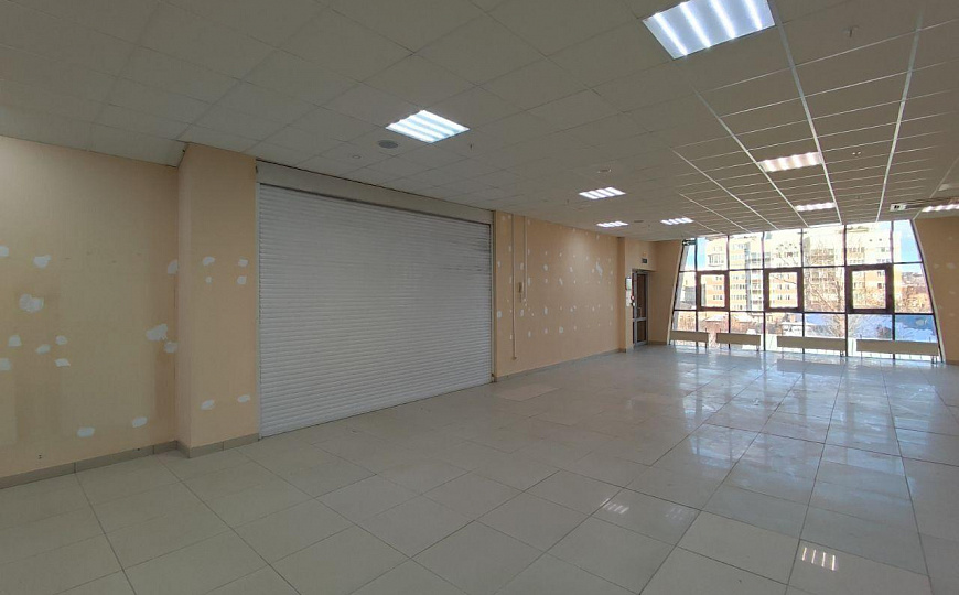 Сдам помещение в торговом центре, 924 м² фото