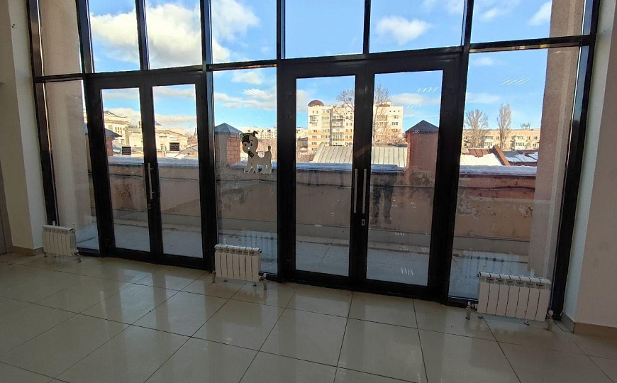 Сдам помещение в торговом центре, 924 м² фото