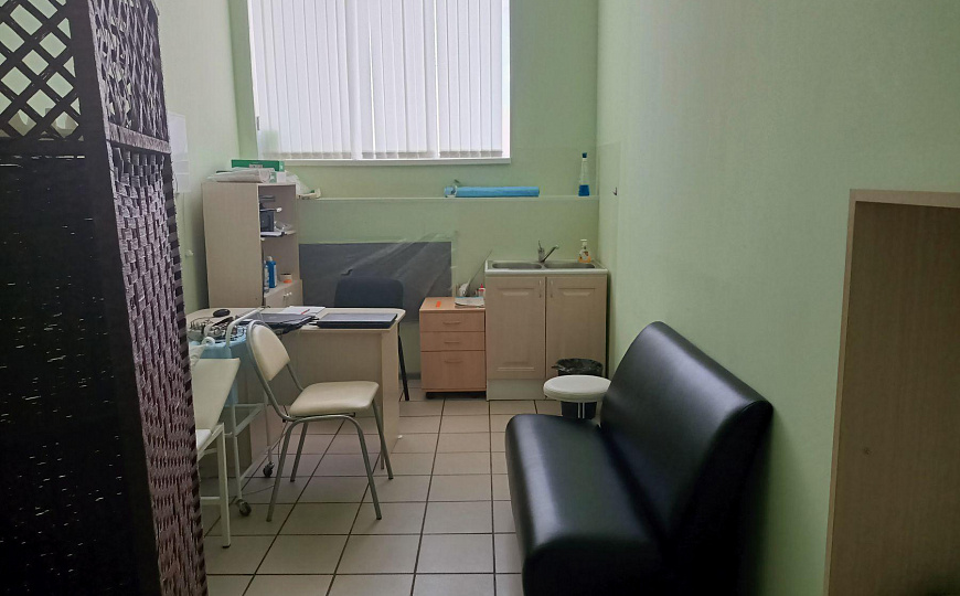  Отдельно стоящее здание, 2 200 м² фото