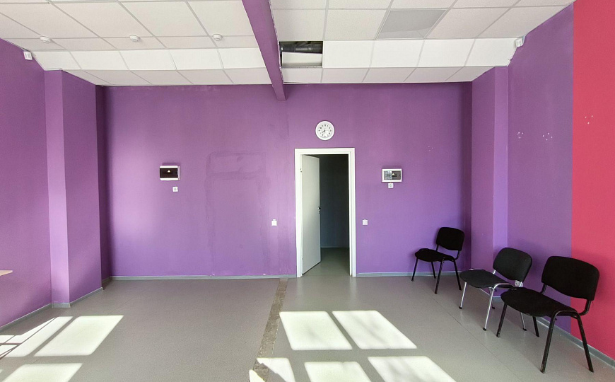  Отдельно стоящее здание, 2 200 м² фото