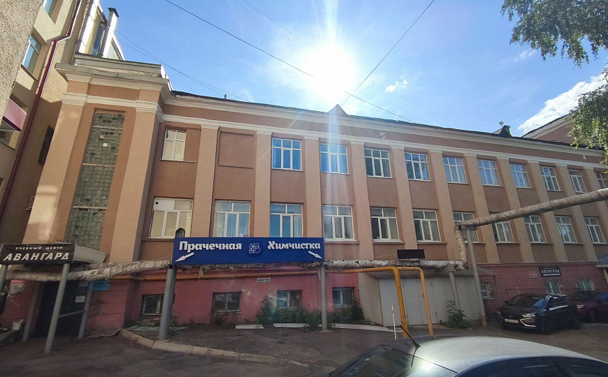  Отдельно стоящее здание, 2 200 м² фото