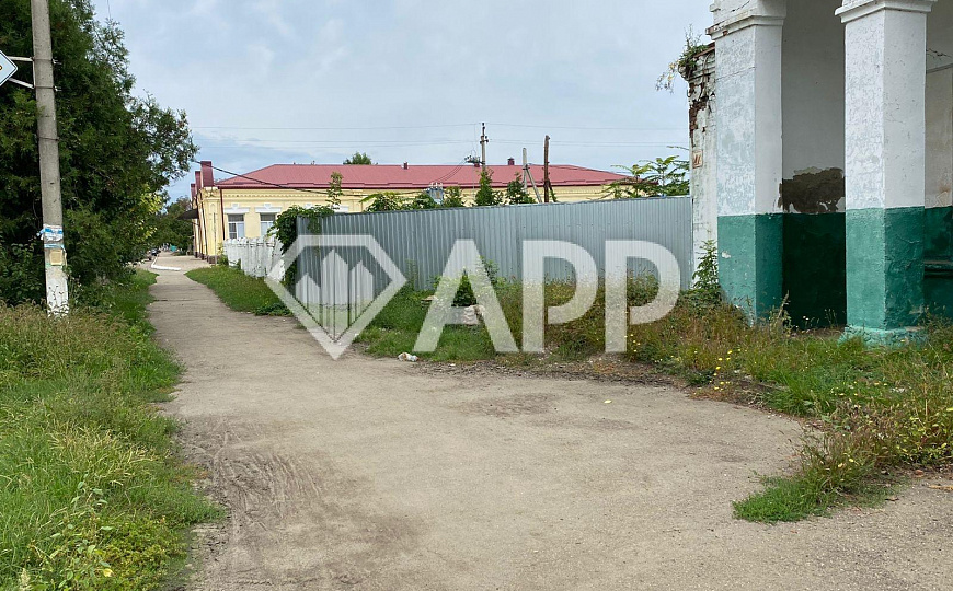 Продам помещение 1000 м², на зем.уч.0,4 гек., ст.Советская, ул.Ленина, д.268.  фото