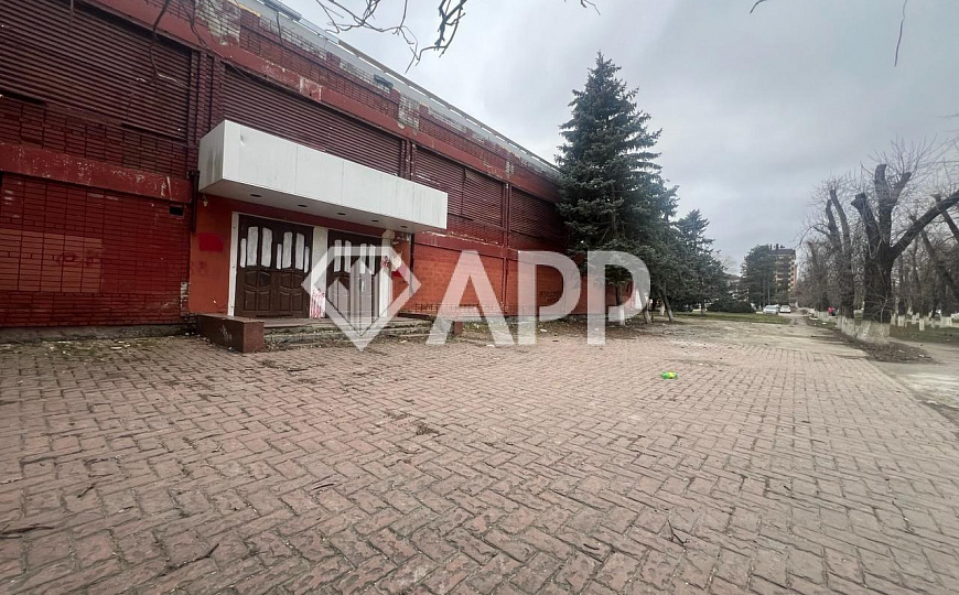 Сдам помещение свободного назначения, 1 400 м² фото