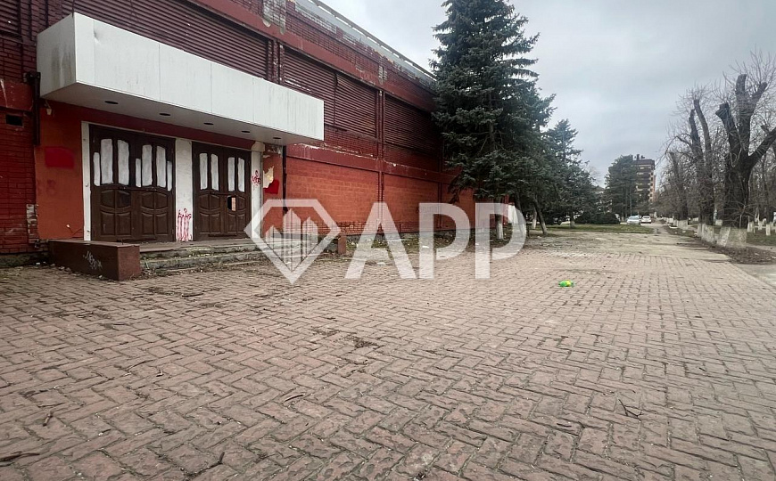 Сдам помещение свободного назначения, 1 400 м² фото