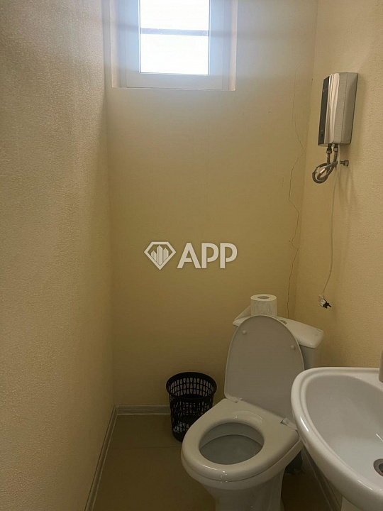 Сдам помещение свободного назначения, 30 м². Помещения площадью 30, 85, 160 м²+ навес фото