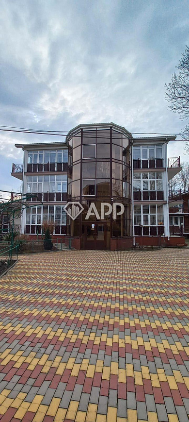 Продаю гостевой дом, 545 м² фото