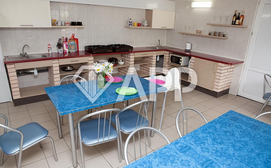 Продаю гостевой дом, 545 м² фото