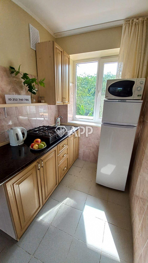 Продаю гостевой дом, 545 м² фото