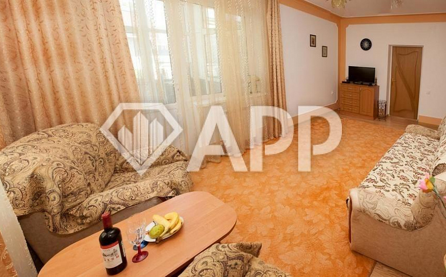 Продаю гостевой дом, 545 м² фото