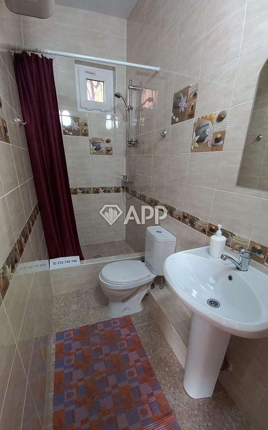Продаю гостевой дом, 545 м² фото