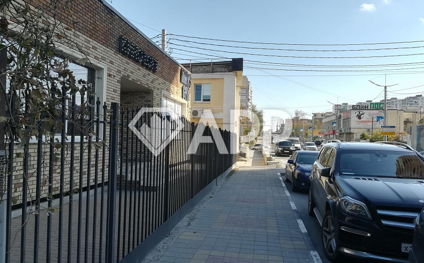 Продам отдельно стоящее здание, 665,4 м² фото