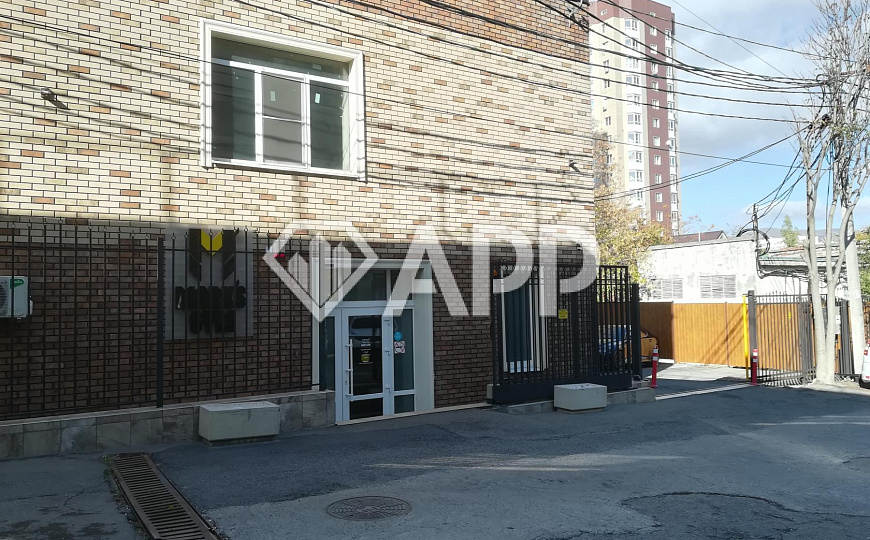 Продам отдельно стоящее здание, 665,4 м² фото