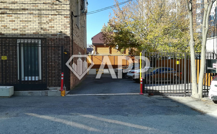 Продам отдельно стоящее здание, 665,4 м² фото