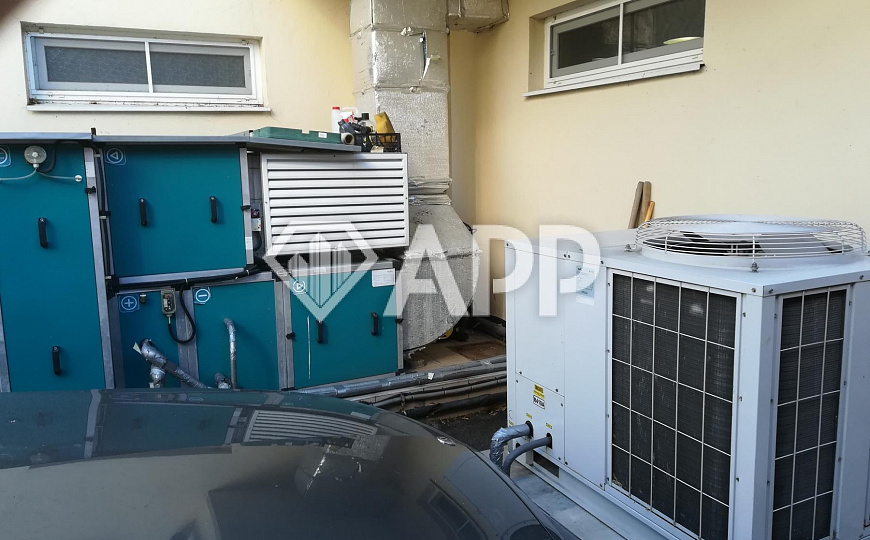 Продам отдельно стоящее здание, 665,4 м² фото