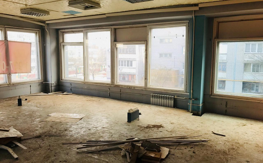 Помещение в торгово-администр. комплексе, 187 м² фото