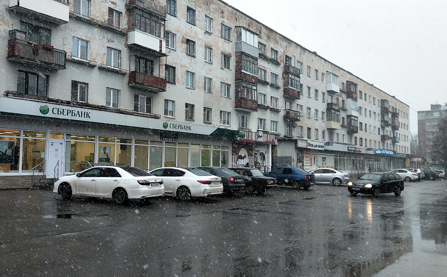Сдам торговое помещение, 276,8 м² фото