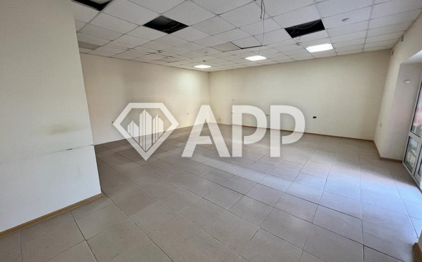 Продам торговое помещение, 220,5 м² фото