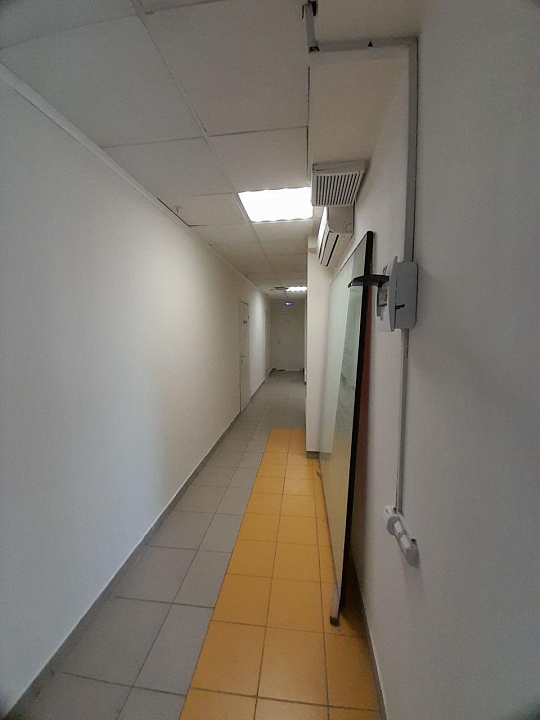 Торговая площадь 200 кв.м. фото