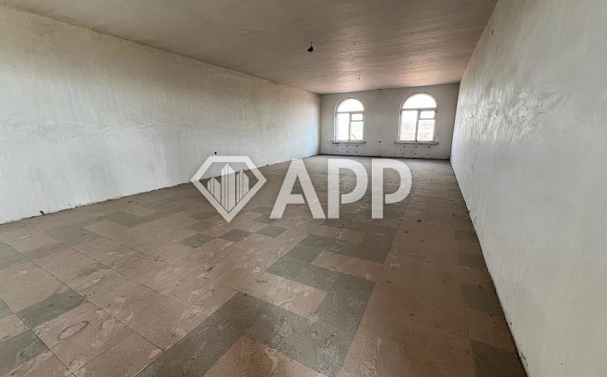 Продам помещение свободного назначения, 1 500 м² фото