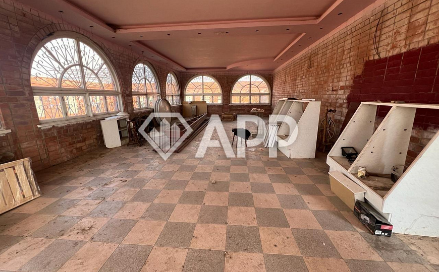 Продам помещение свободного назначения, 1 500 м² фото