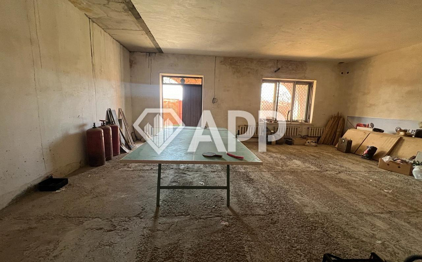 Продам помещение свободного назначения, 1 500 м² фото