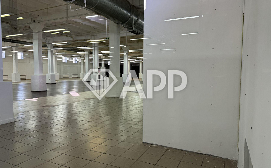 Сдам бизнес-центр/офисный центр, 2 500 м² фото