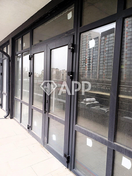 Сдам торговое помещение, 86 м² фото