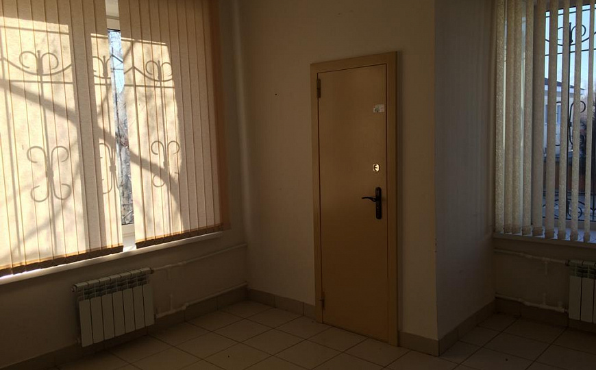 Продается помещение свободного назначения, 1 600 м² фото