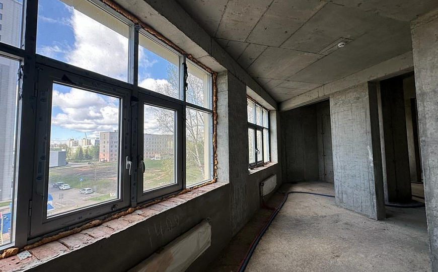 Продается помещение свободного назначения с арендаторами 2 000 м² фото