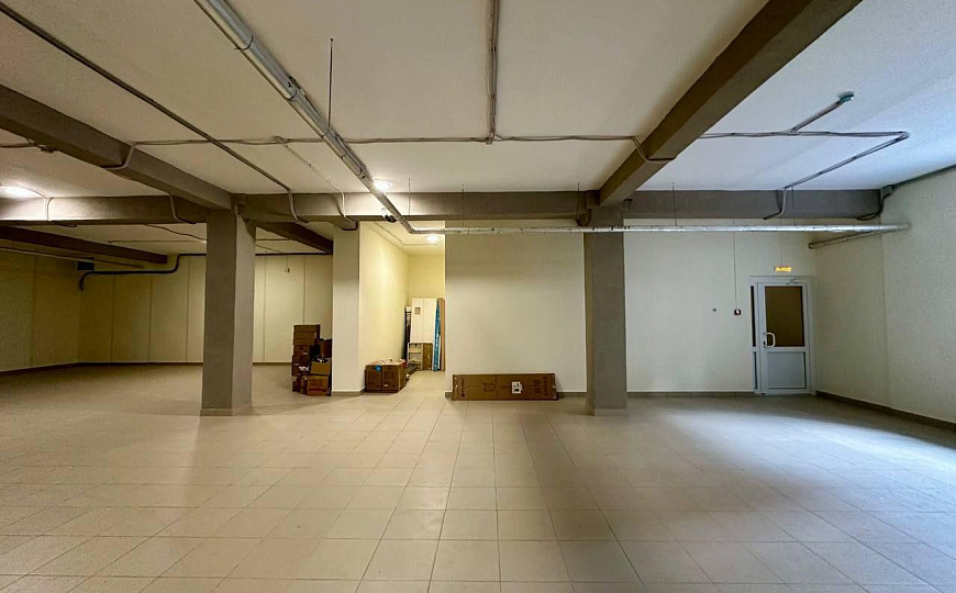 Аренда цокольного помещения 470 кв.м. в Ленинском районе фото