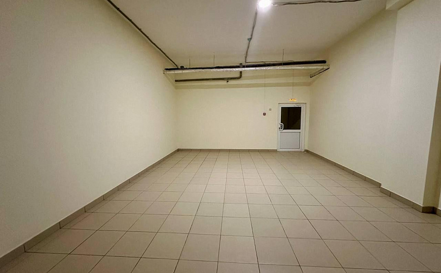 Аренда помещения 610 кв.м. в цокольном этаже на ул.Садовой фото