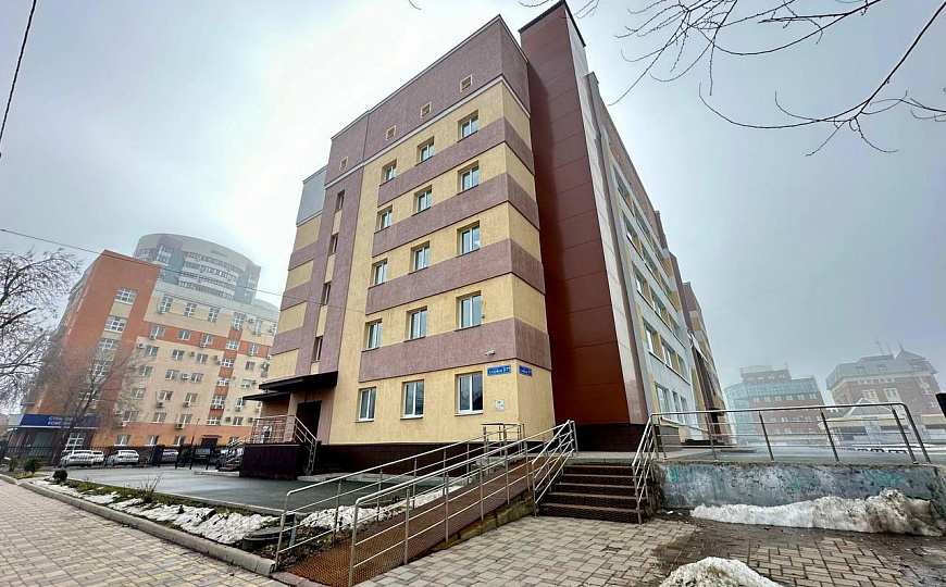 Аренда помещения 610 кв.м. в цокольном этаже на ул.Садовой фото