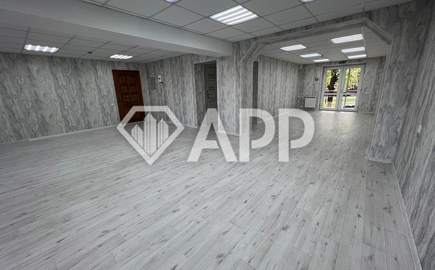 Продам торговое помещение, 85 м² фото