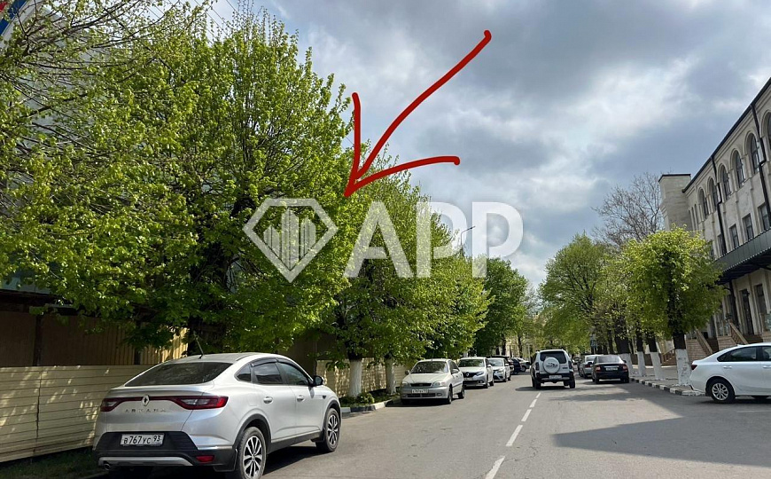 Продам помещение свободного назначения 2800 м² и зем. участок 28 соток фото