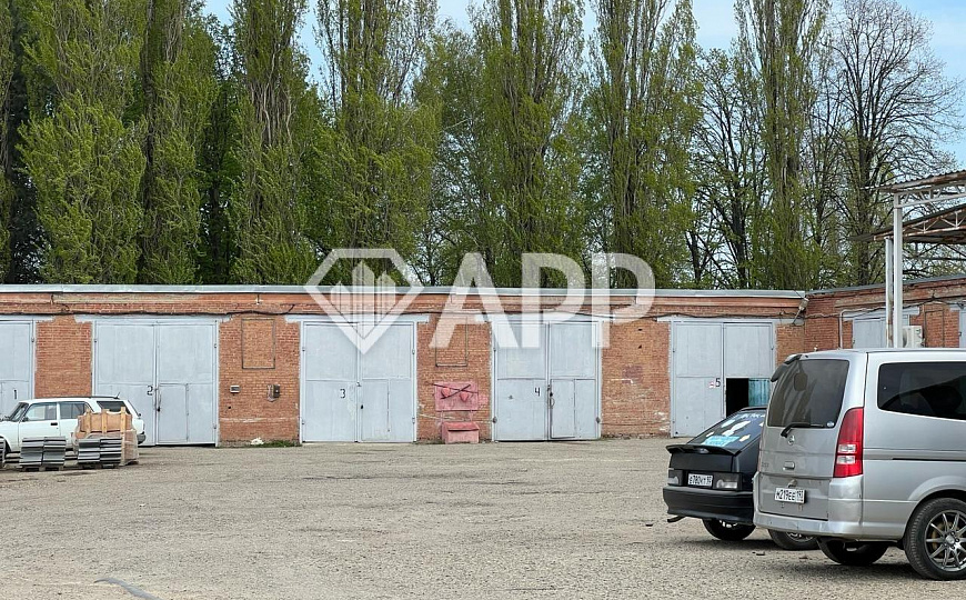 Продам помещение свободного назначения  3 107 м² и 1,7 ГА зем. участок. фото