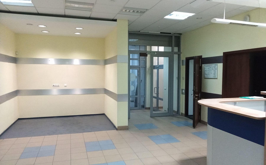 Блок офисных помещений в Бизнес-центре 985,9 м² фото