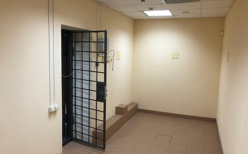 Блок офисных помещений в Бизнес-центре 985,9 м² фото