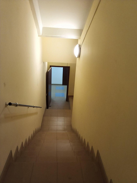 Блок офисных помещений в Бизнес-центре 985,9 м² фото
