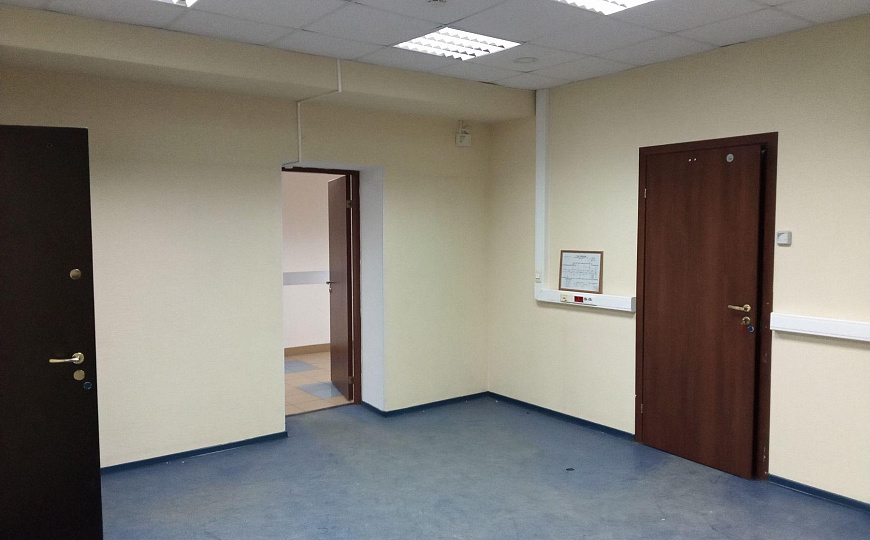 Блок офисных помещений в Бизнес-центре 985,9 м² фото