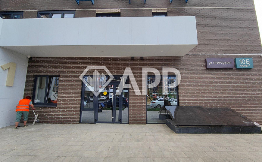 Продам торговое помещение, 147,5 м² фото