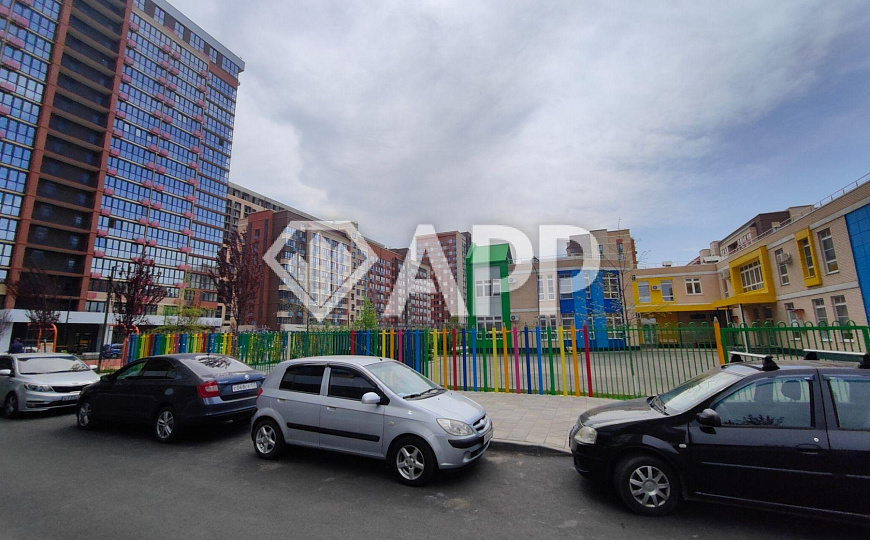 Продам торговое помещение, 147,5 м² фото