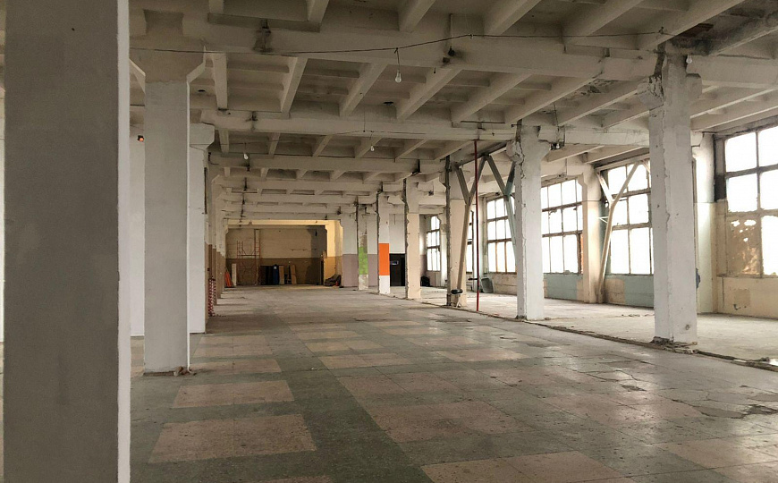Сдам помещение свободного назначения, 1 600 м² фото